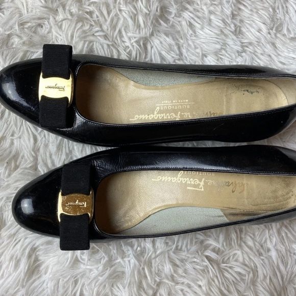 Salvatore FERRAGAMO shoes Patent Leather Vara Bow black Size 7.5 A2 - Picture 6 of 9